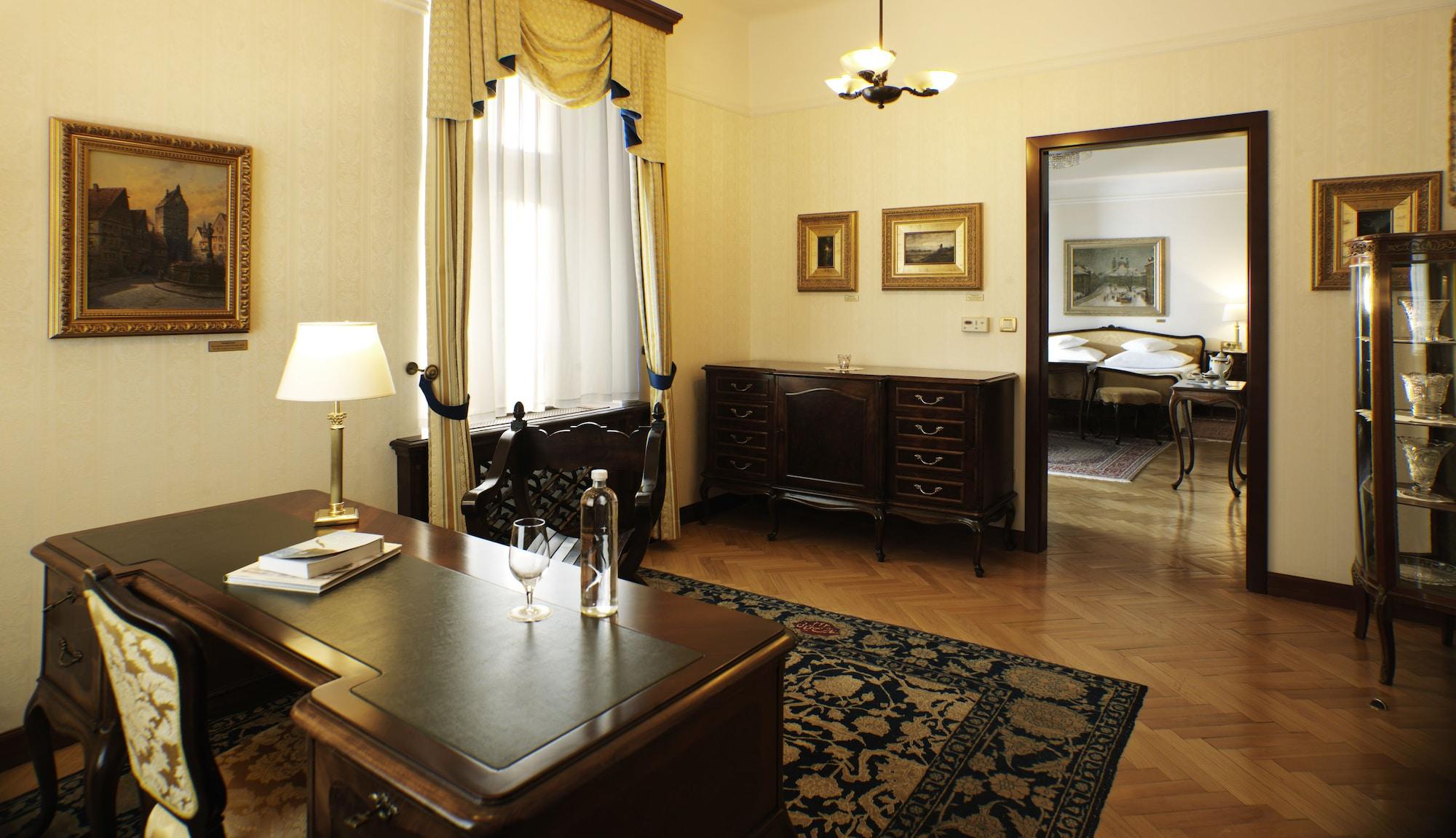 Grand Hotel Toplice - Small Luxury Hotels Of The World Bled Exterior foto Suite