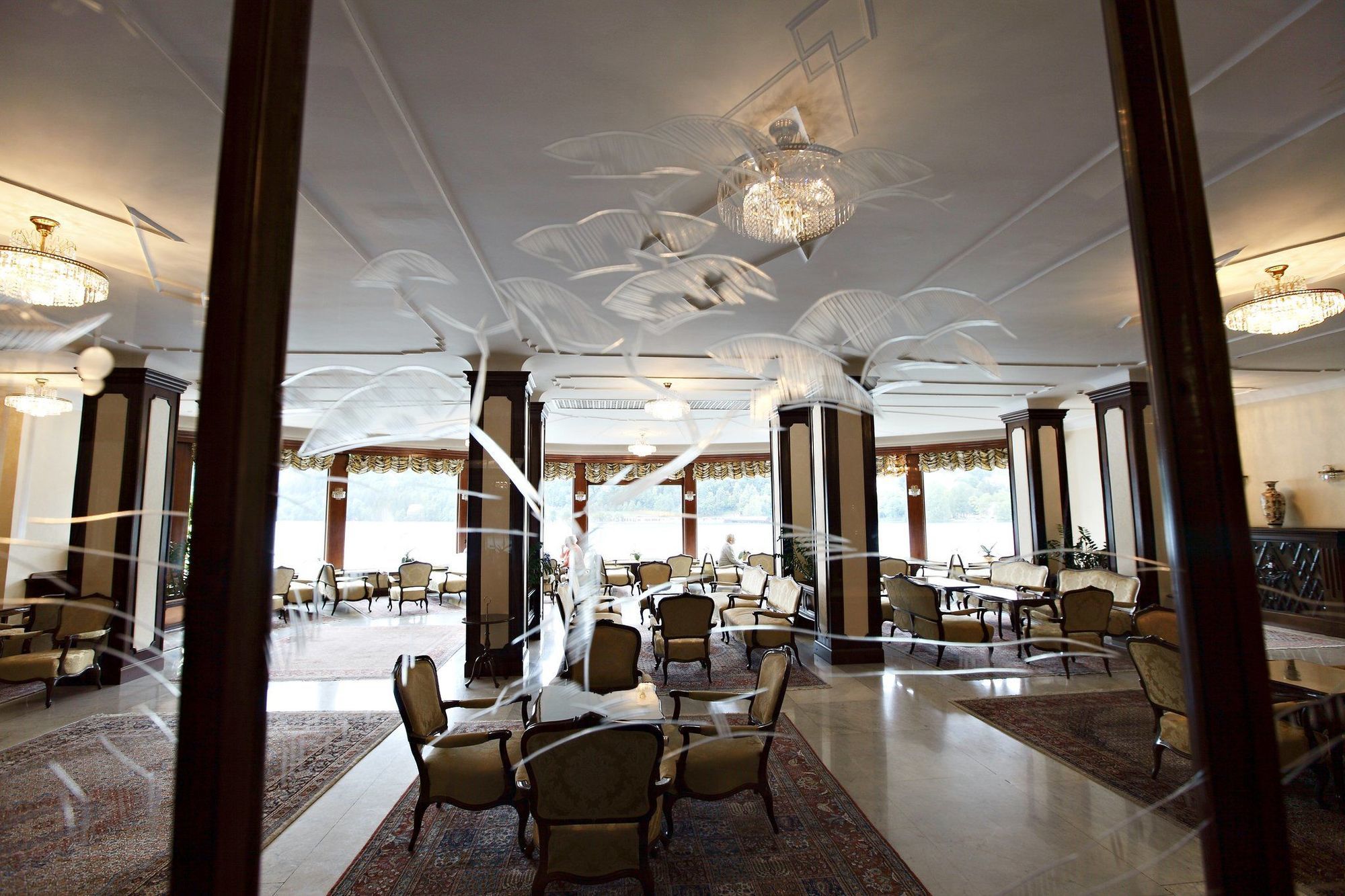 Grand Hotel Toplice - Small Luxury Hotels Of The World Bled Restaurant foto The lobby