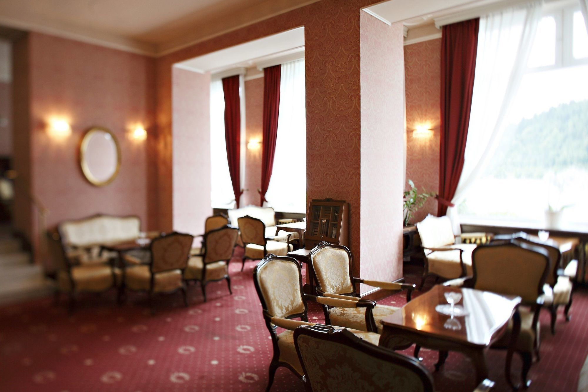 Grand Hotel Toplice - Small Luxury Hotels Of The World Bled Restaurant foto Interior of the hotel